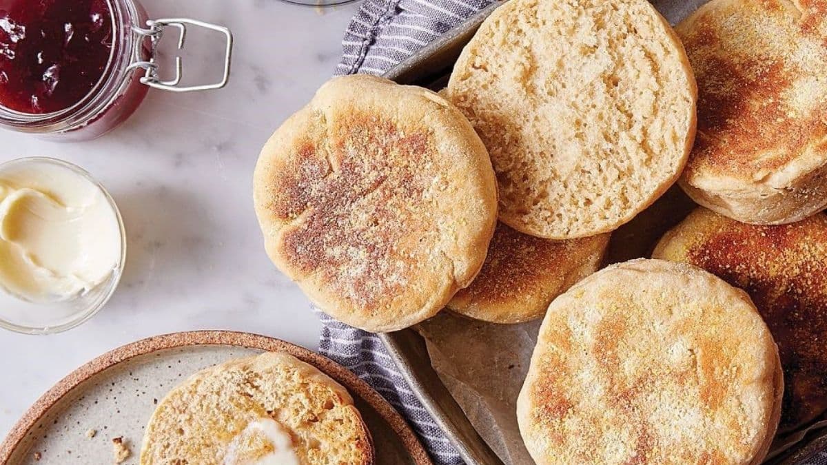 King Arthur’s English Muffin Mix and Ring Set: Homemade Breakfast Perfection